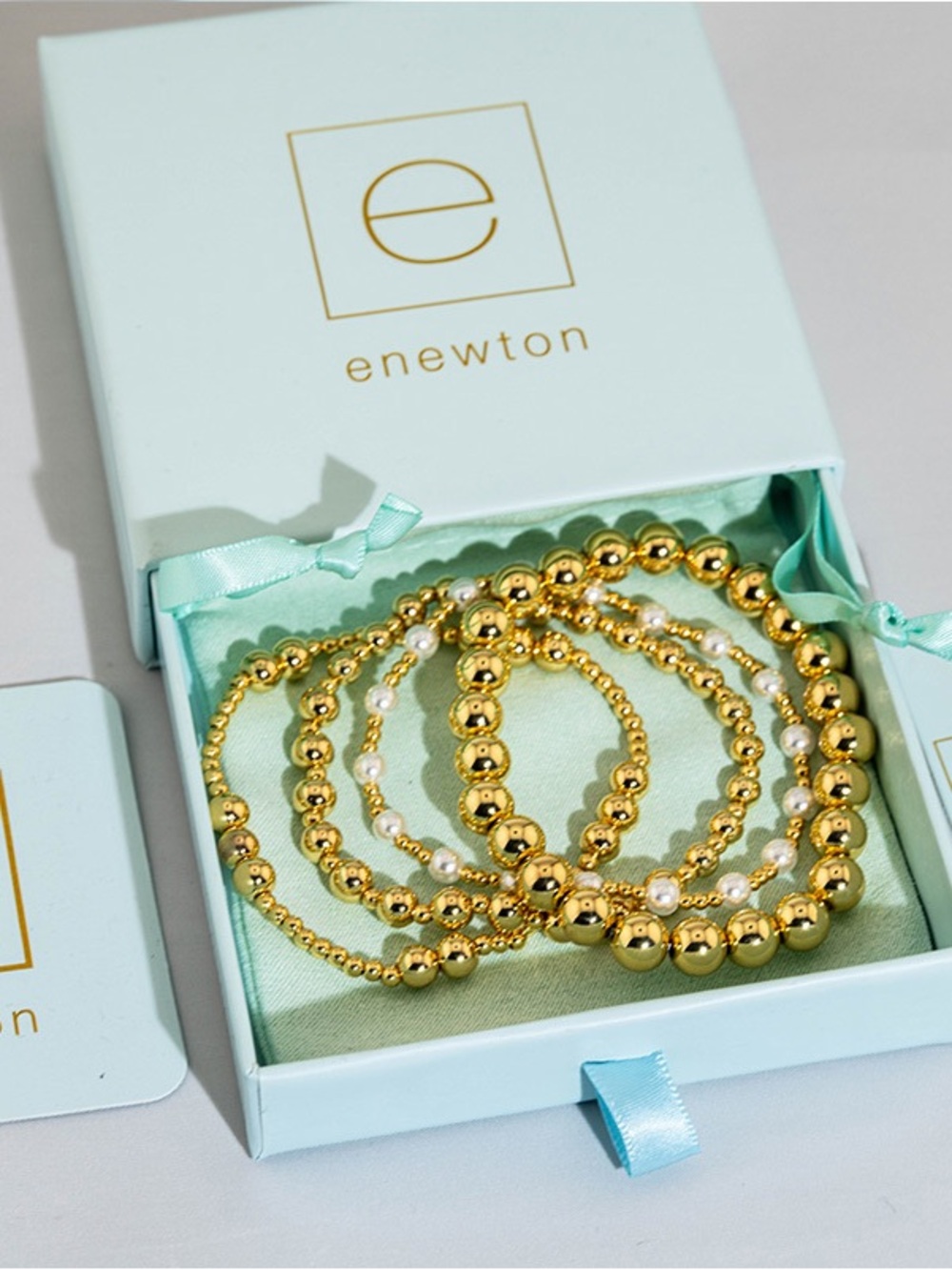 Enewton 4pcs Gold Bead w/ Pearl Stack
